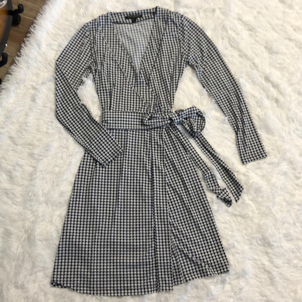 Elephant print knee length long sleeve wrap dress